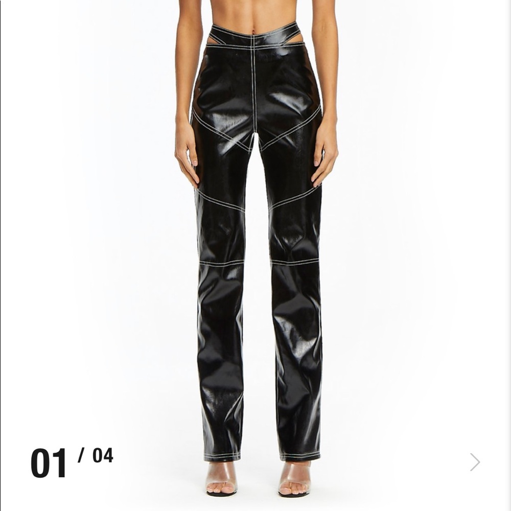 Black pants- I.AM.GIA